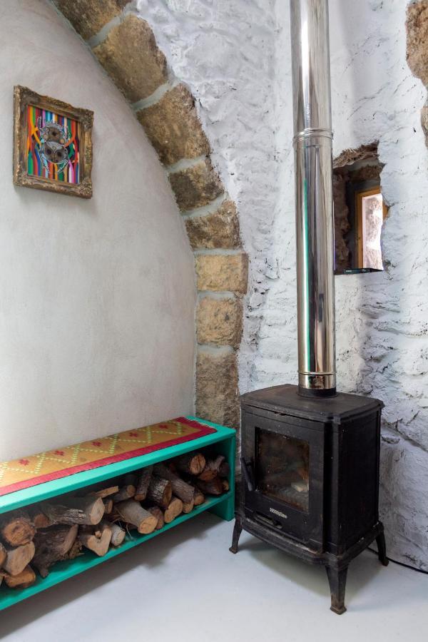 My Old Stone House In A 2 000 Sqm Private Garden With Fab Glamping Tent Mandrákion Exterior foto